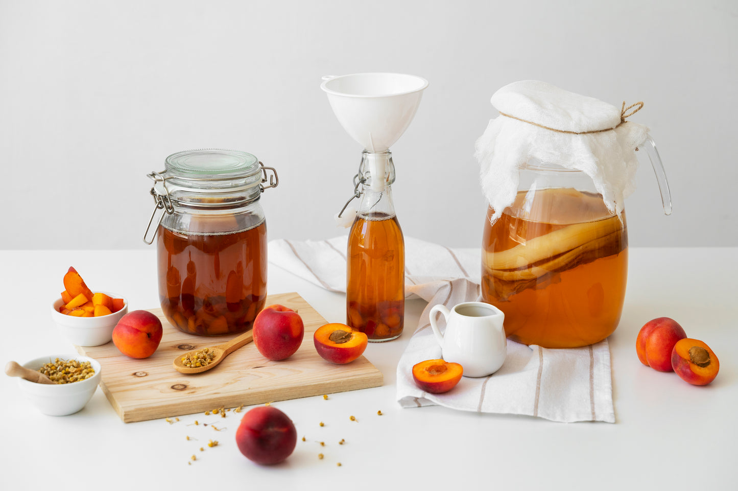 Kombucha with Strawberry & Mint